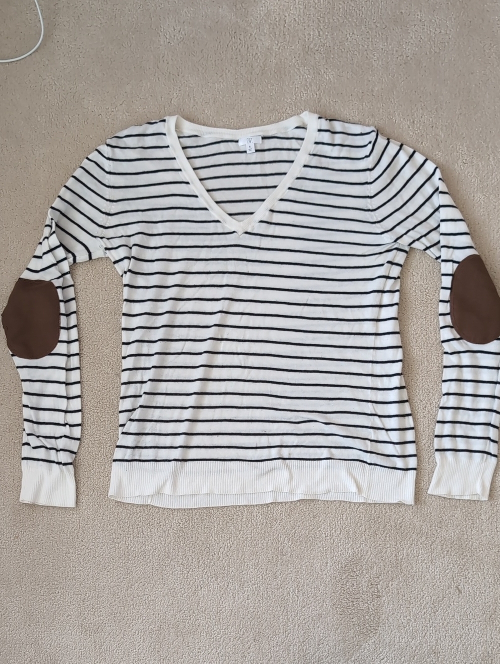 Striped V-neck Long sleeve Shirt